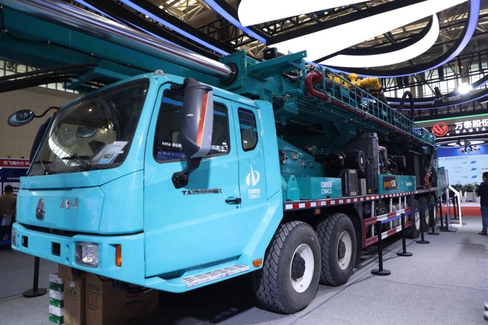 “地勘装备能力提升的重大突破”！MG不朽情缘(中国区)官方网站智能联合中国煤炭地质总局发布T138车载钻机